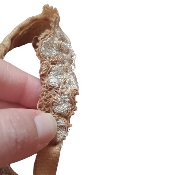 La Perla Lace Underwire Bra Ornate Size 3 / 36 Band B / C Cup Made in Italy - Picture 3 of 14